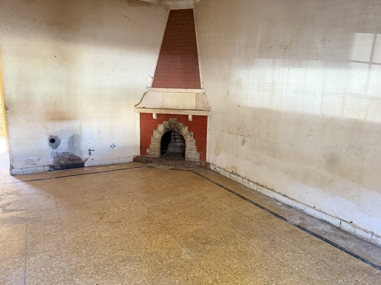 Casa cuatro ambientes a reciclar
