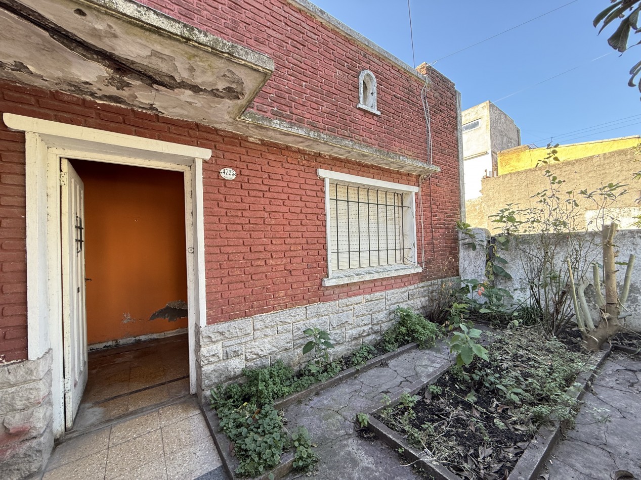 Casa cuatro ambientes a reciclar