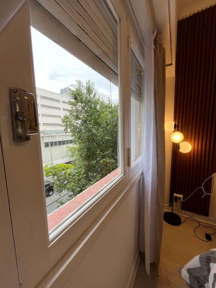 Departamento monoambiente a la calle
