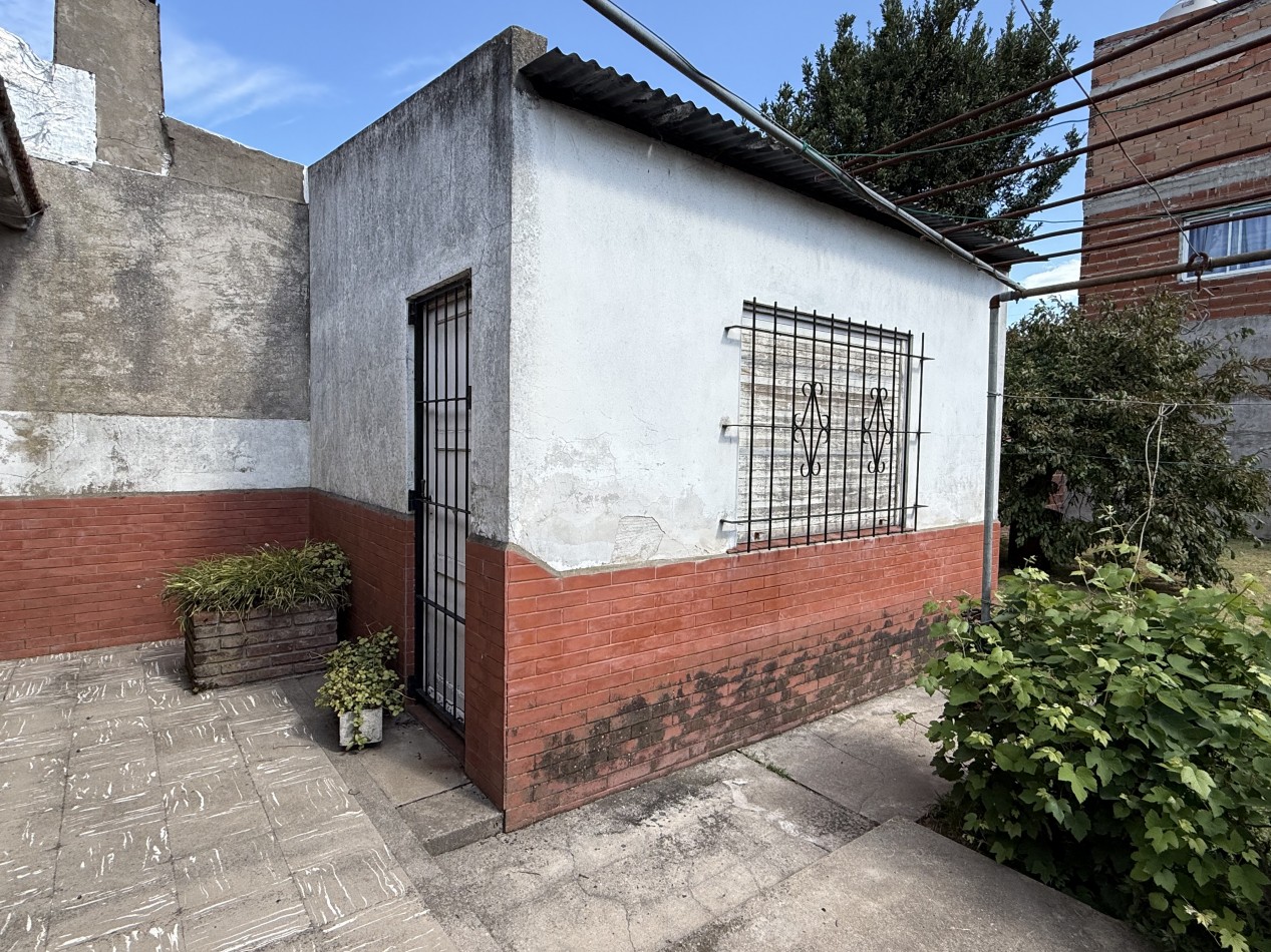 Casa en lote propio de tres ambientes 