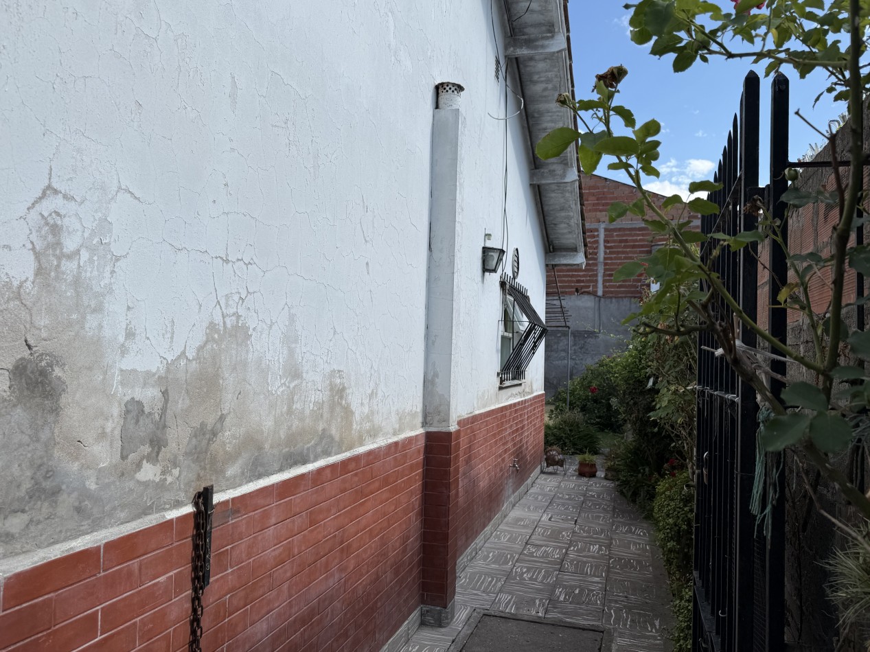 Casa en lote propio de tres ambientes 