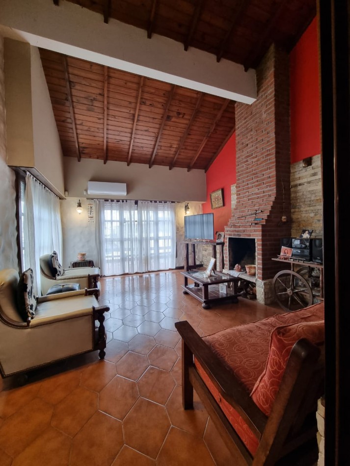 Venta PH en Block en excelente zona 