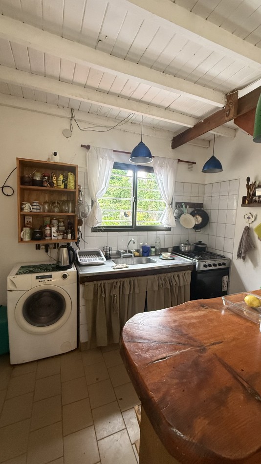 Casa en venta con pileta y amplio parque 