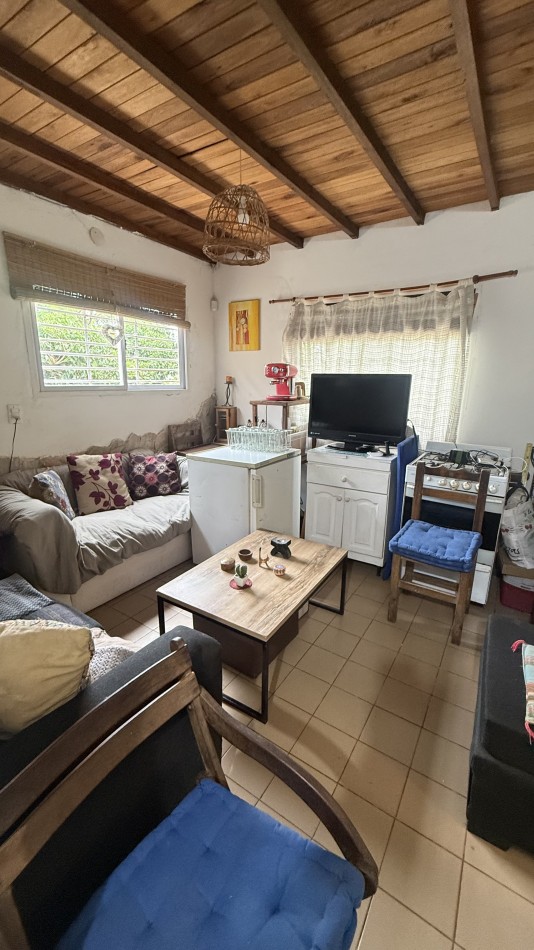 Casa en venta con pileta y amplio parque 