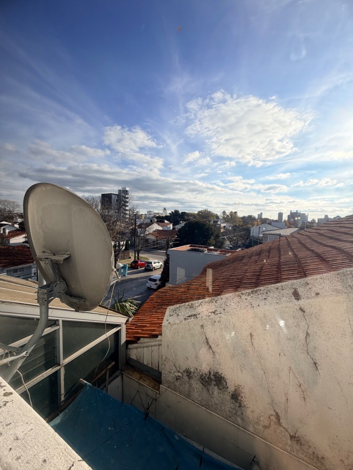 PH dos  ambientes y medio en alquiler 