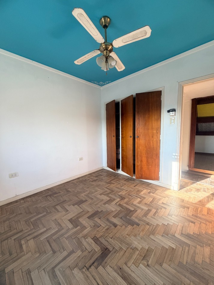 PH dos  ambientes y medio en alquiler 