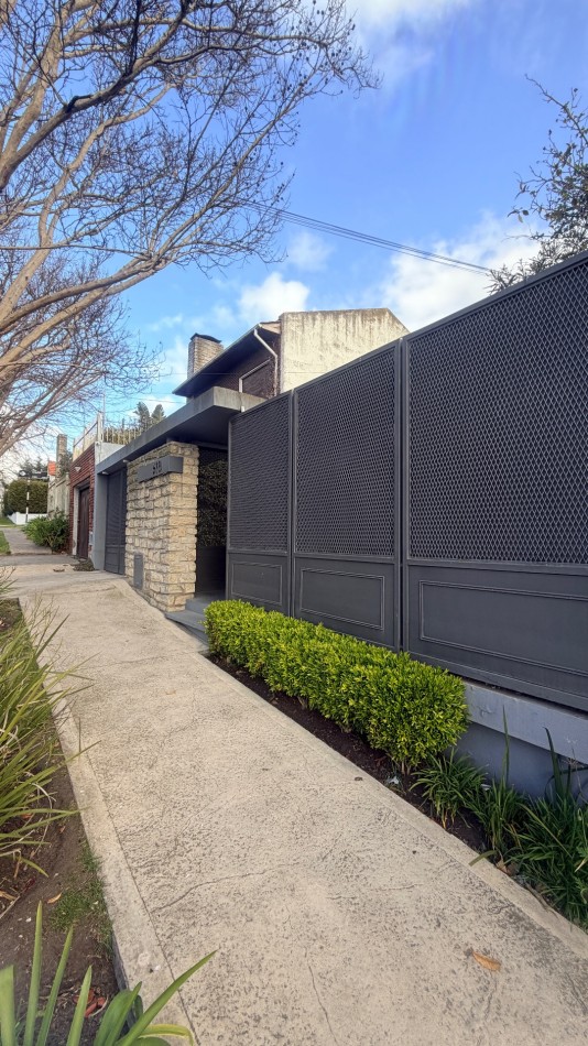 Casa en venta 5 ambientes 