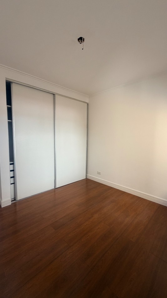 Departamento en venta tres ambientes con cochera 
