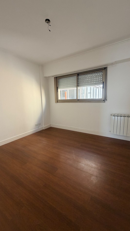 Departamento en venta tres ambientes con cochera 