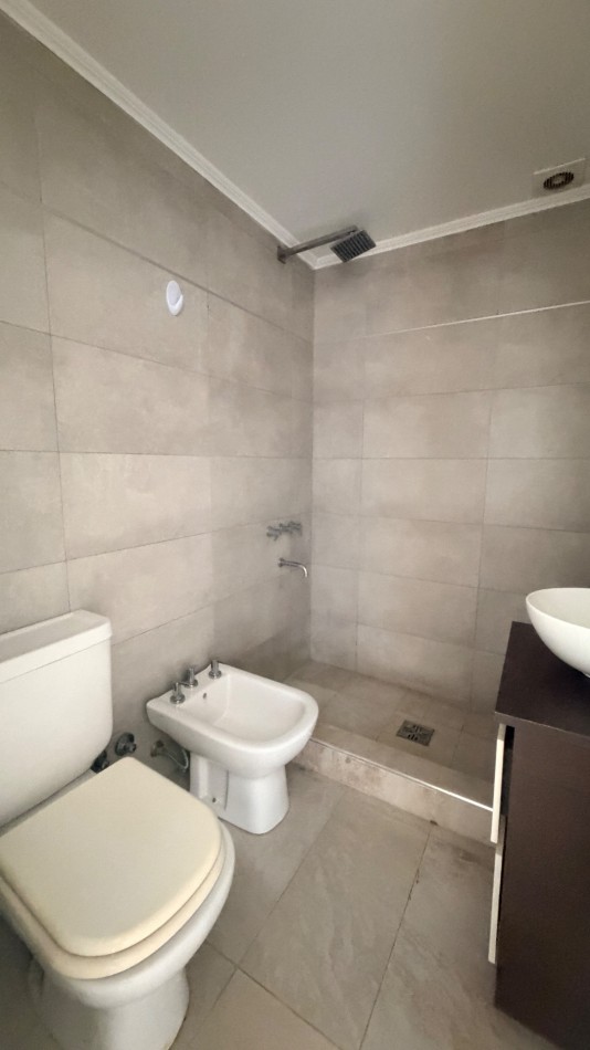 Departamento en venta tres ambientes con cochera 