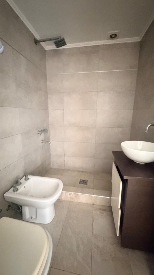 Departamento en venta tres ambientes con cochera 