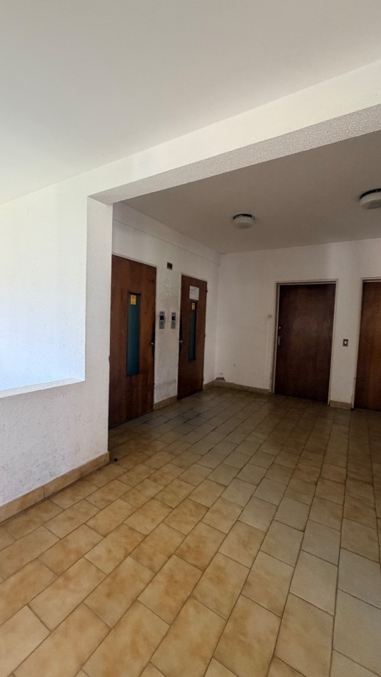 Alquiler departamento 3 ambientes a la calle vista abierta 