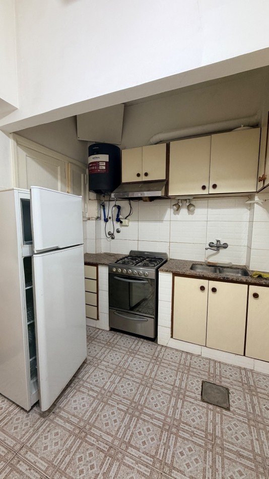 Departamento dos ambientes y medio 