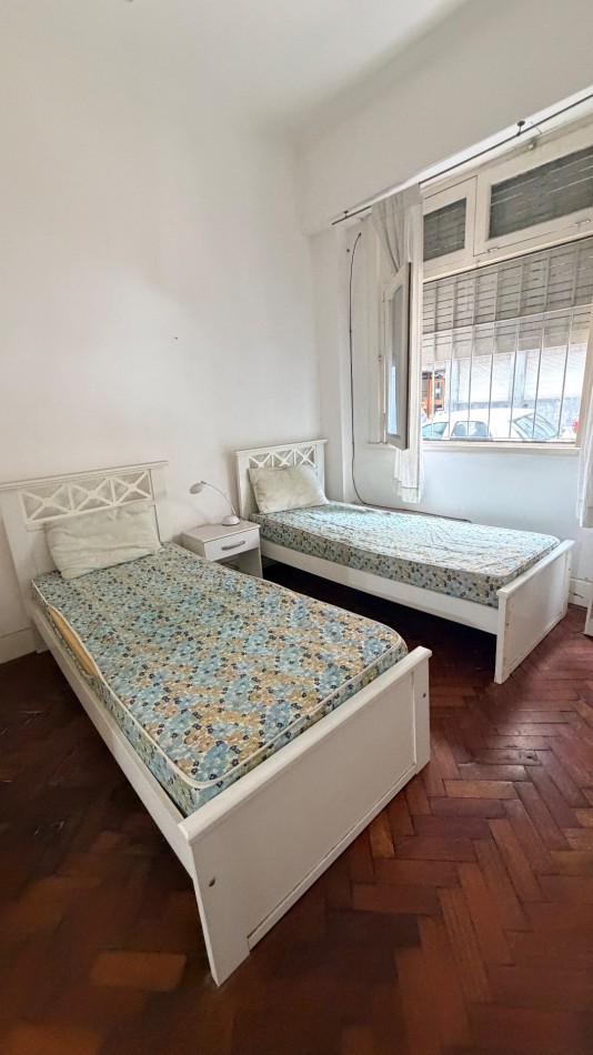 Departamento dos ambientes y medio 