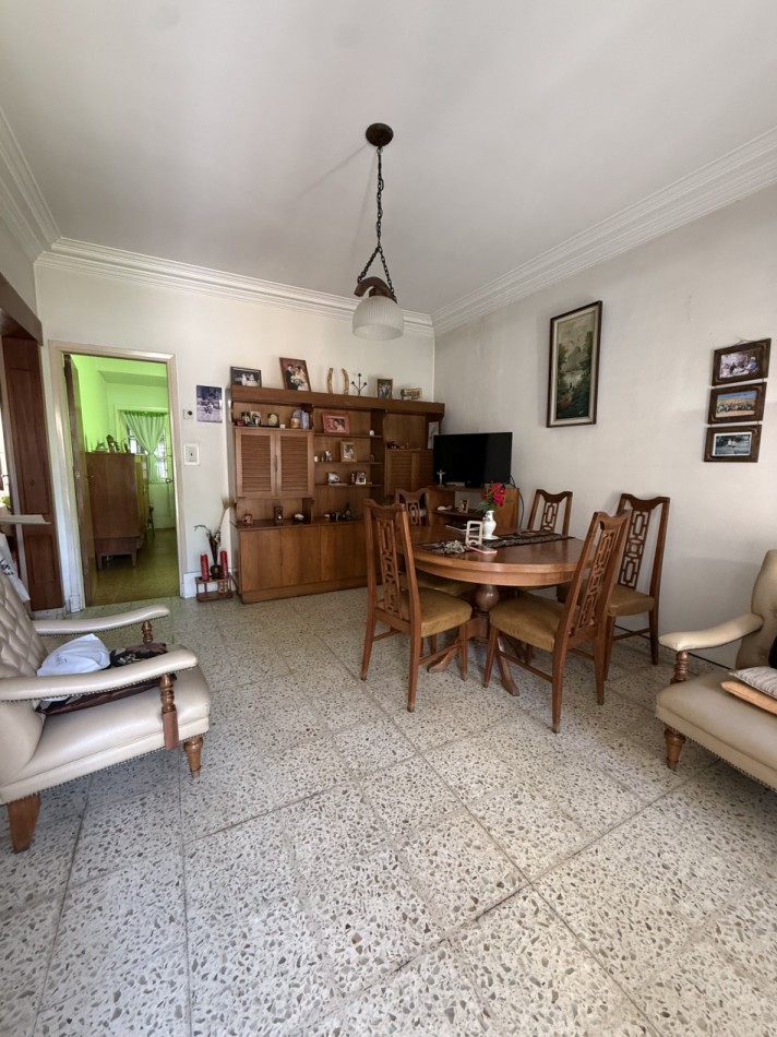 Casa en lote propio de tres ambientes 