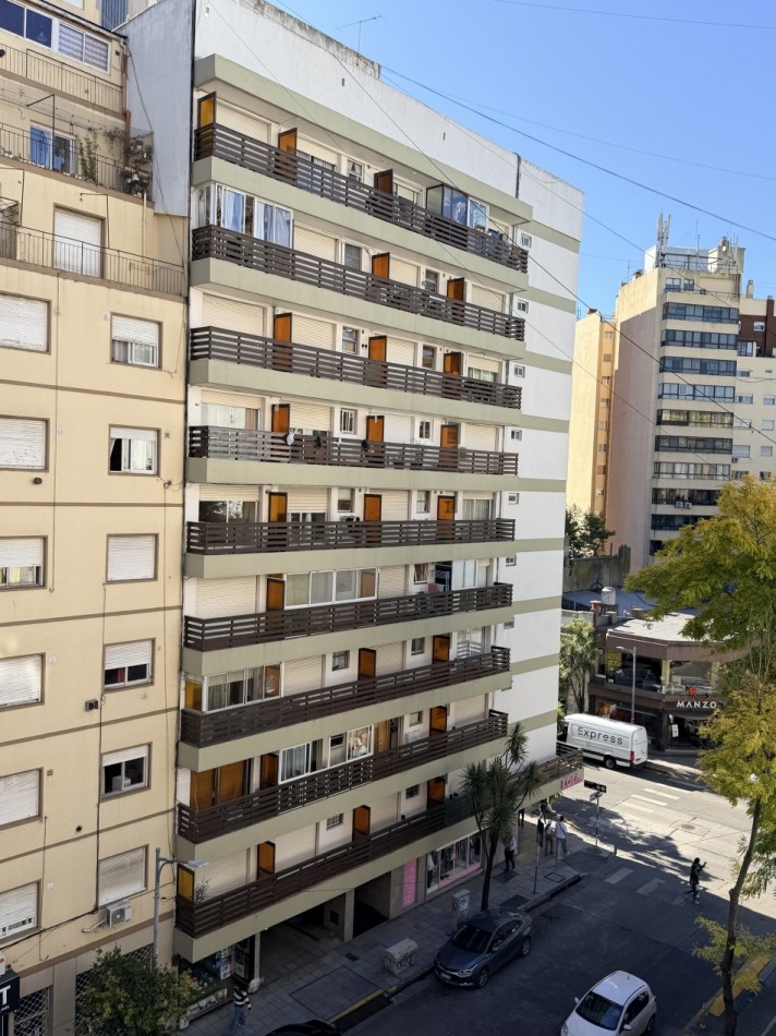 Departamento 4 ambientes para dependencias y cochera 