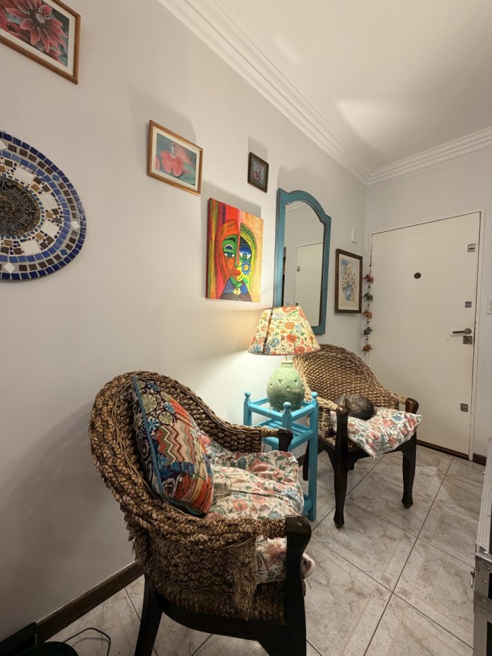 Venta departamento 4 ambientes con patio y cochera  