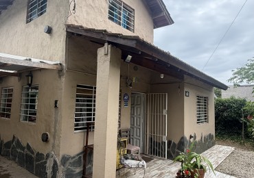 Casa en venta con pileta y amplio parque 