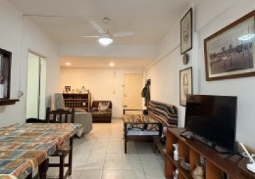 Departamento dos ambientes y medio, con patio y parrilla 